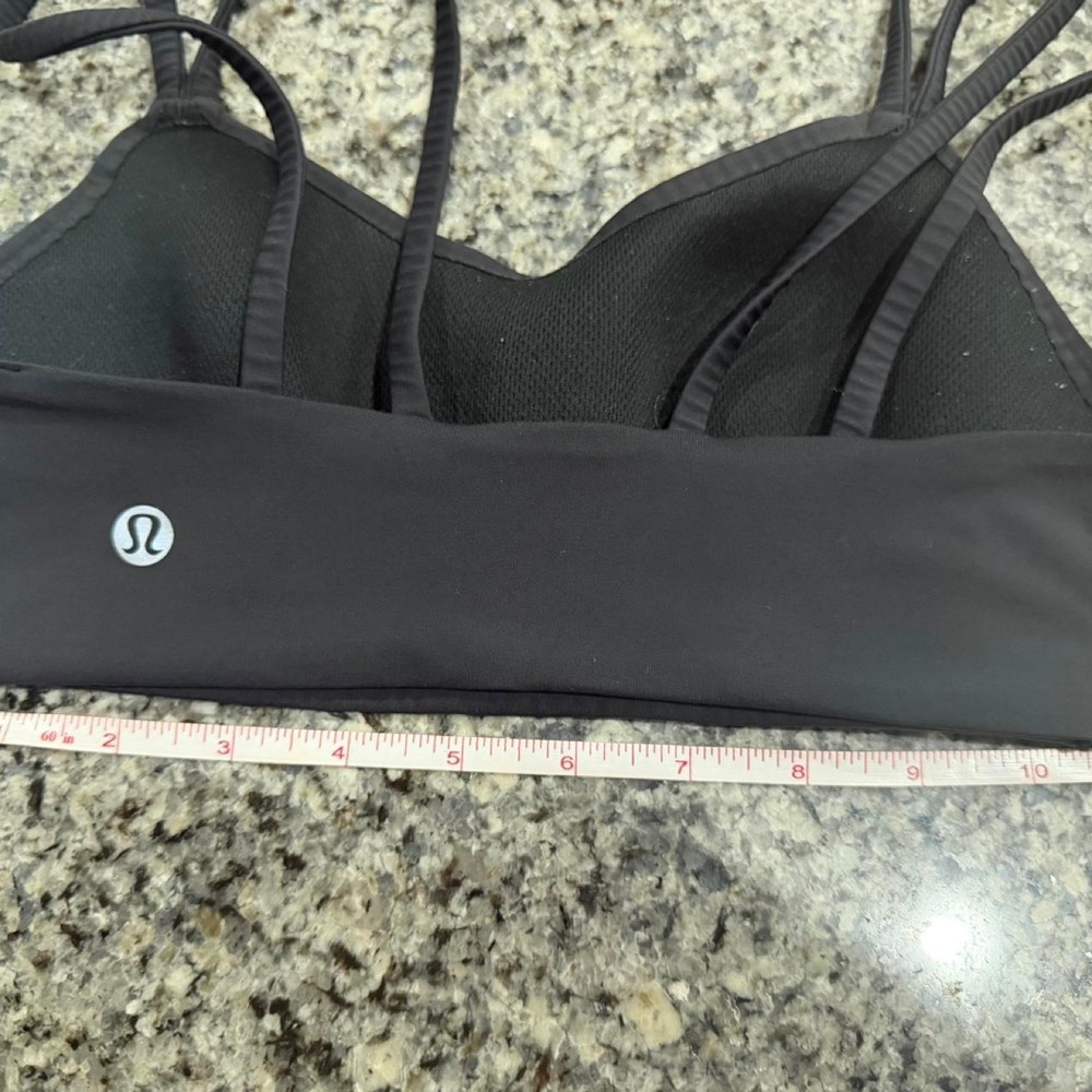 lululemon Like a Cloud Bra Light Support, B/C Cup - Picture 4 of 5